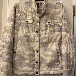 STIO Skycrest Insulated Snap Shirt Jacket Womens Medium Riverbank Camo